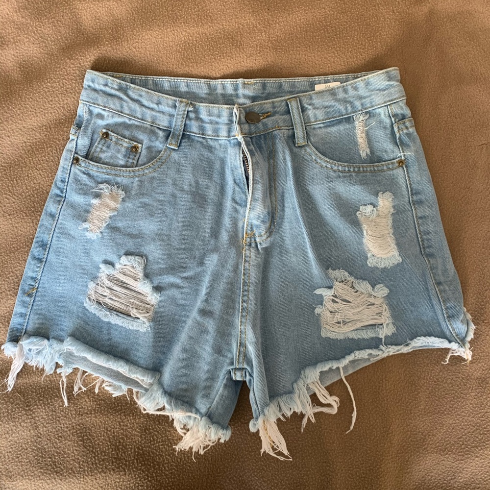 Juniors high waisted shorts